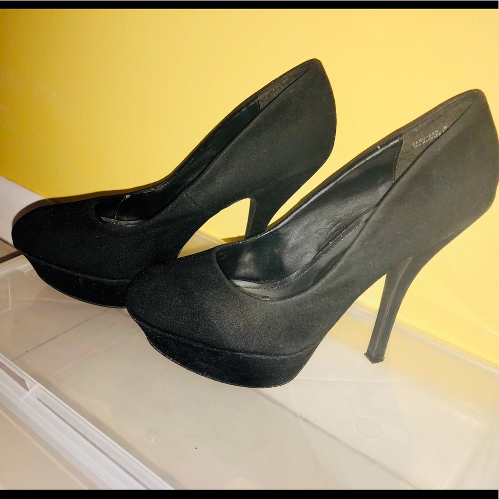 Black Pumps Size 8/38